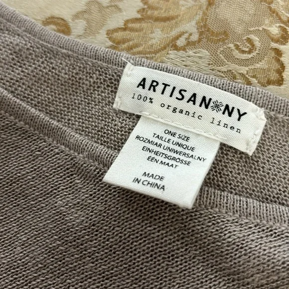 One Size Ladies Poncho - Picture 3 of 6